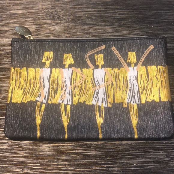 ⭐️ Ipsy Makeup Bag - Picture 1 of 5